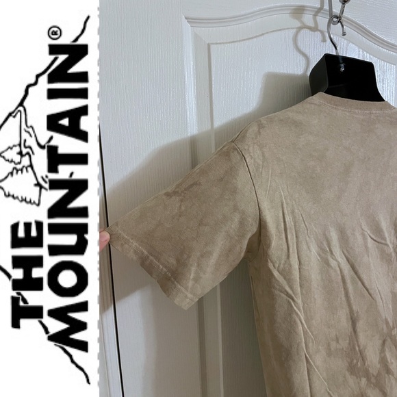 The Mountain tan hand dyed t-shirt w/Indigenous leader, sz S, 2012 David Behrens - Picture 13 of 15